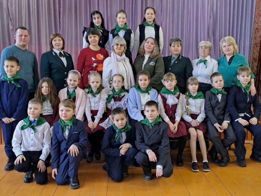 Младшеклассники читинской школы №25 вступили в ряды школьного лесничества «Лесная страна» 